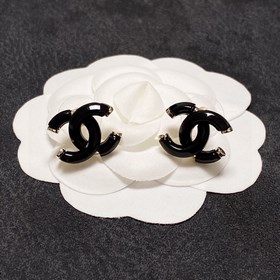 Серьги Chanel, черные, прозрачные. Модели Chanel не нуждаются в п