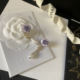 Chanel подержанные серьги. Модели Chanel не нуждаются в представл