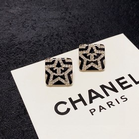 Рекомендуемый товар： Chanel с буквами «CC» и пятиконечной звездой