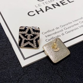 Рекомендуемый товар： Chanel с буквами «CC» и пятиконечной звездой