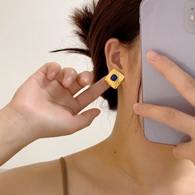 Новые серьги Chanel с двойной буквой C из серии Kangpeng в стиле