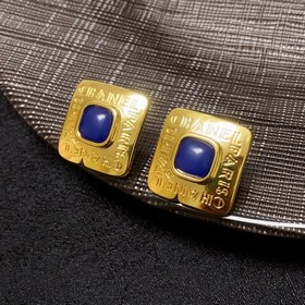Новые серьги Chanel с двойной буквой C из серии Kangpeng в стиле 
