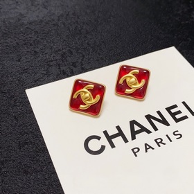 Новые серьги Chanel с двойным C в форме квадрата, красного цвета,