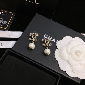 Chanel серьги-гвоздики, популярная модель, высокое качество, лучш