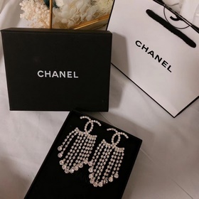 Chanel новые серьги с кисточками Chanel покупка по цене от произв