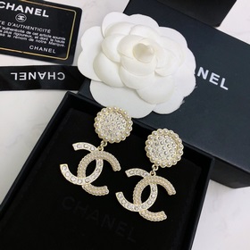 Уровень покупки： Новая модель поступила в продажу. Chanel, малень