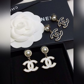 22ss Новая подлинная модель Chanel маленькие серьги-гвоздики с дв