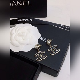 22ss Новая подлинная модель Chanel маленькие серьги-гвоздики с дв