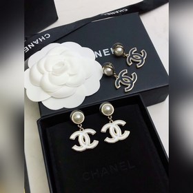 22ss Новая подлинная модель Chanel маленькие серьги-гвоздики с дв