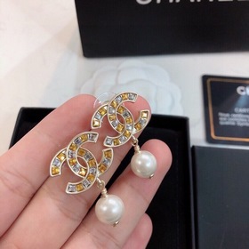 Chanel светло-золотистые серьги, следующие последним тенденциям р
