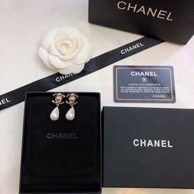 [Chanel] Серьги-гвоздики, популярная модель от Chanel, лучшая вер