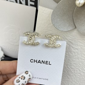 188033 Продажа популярных товаров на официальном сайте Chanel. Но