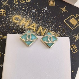 1880  Официальный сайт Chanel предлагает популярные модели. Нова
