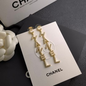1880  Официальный сайт Chanel предлагает популярные модели. Толь