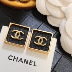 1880140  Популярный товар Chanel, аналогичный модели для госпожи