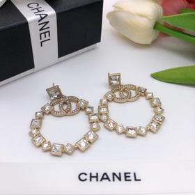 Номер XED0160 chanel 2023S серия Элегантные, классические серьги