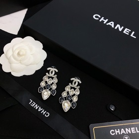 [Chanel] Популярные серьги-гвоздики Chanel. Лучшая версия на рынк