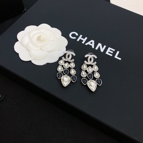 [Chanel] Популярные серьги-гвоздики Chanel. Лучшая версия на рынк