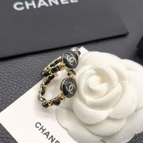 1880140  Z-модель Маленькие CHANEL Сережки-гвоздики с круглыми к