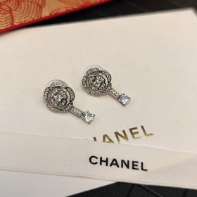 1880  Серьги в стиле Чао Цзюньшань от Chanel. Мне очень нравится