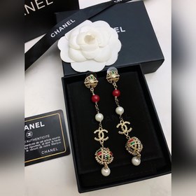 CHANEL Новые серьги Chanel с бахромой, латунь, очень свежий дизай