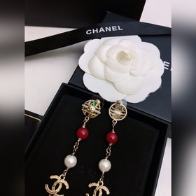 CHANEL Новые серьги Chanel с бахромой, латунь, очень свежий дизай