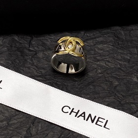 Кольцо в стиле Chanel с двойной буквой C! Незаменимый аксессуар д