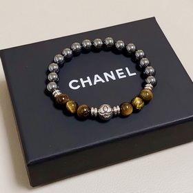 Браслет Chanel с буквами «CC» из натурального тигрового глаза! На