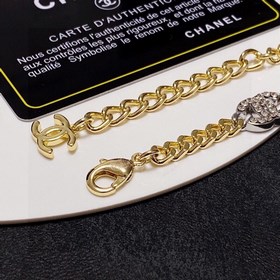 Популярный браслет Chanel с двойным C и бриллиантами в наличии. 