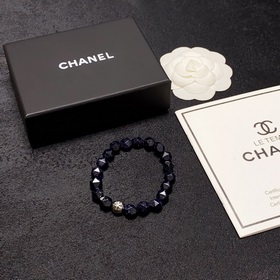 Браслет Chanel с буквами «CC» из натурального фиолетового камня! 