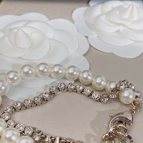 Классическая модель Chanel, популярная, изысканная, с жемчугом, д