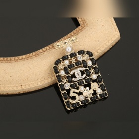 Новый плетеный флакон духов Chanel с брошью из черной кожи Черна