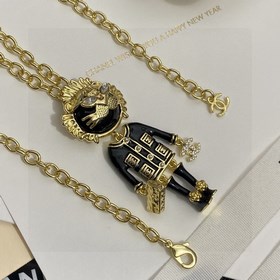 Chanel Черное колье Cat People с индивидуальным дизайном привлек