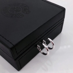 Chrome Hearts Chrome Hearts гладкие серьги поступили в продажу, о