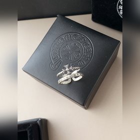 Двухслойное кольцо с крестом Кро. Друзья, которые увидели это соо