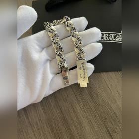 Классический браслет с крестом из серебра 925 пробы Размеры： 18/2