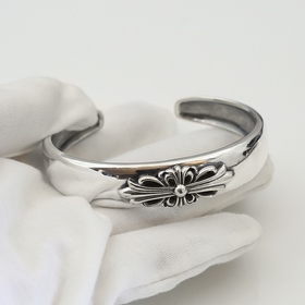 Chrome Hearts Chrome Hearts Браслет с открытым крестом и свежим д