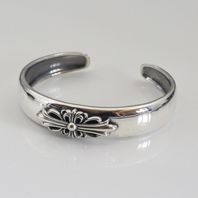 Chrome Hearts Chrome Hearts Браслет с открытым крестом и свежим д
