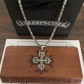 Новая модель [Качество фирменного магазина] Chrome Hearts классич
