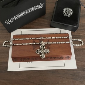 Новая модель [Качество фирменного магазина] Chrome Hearts классич