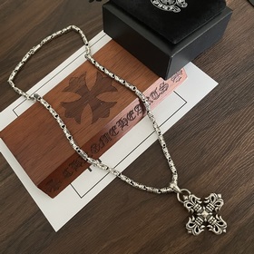 Новая модель [Качество фирменного магазина] Chrome Hearts классич