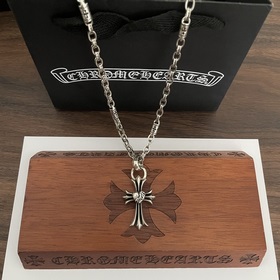 Новая модель [Качество фирменного магазина] Chrome Hearts Классич
