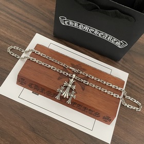 Новая модель [Качество фирменного магазина] Chrome Hearts Классич