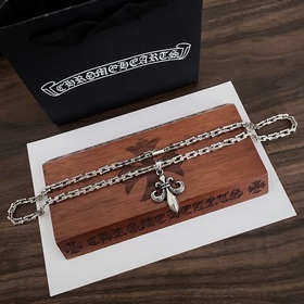 Качество фирменного магазина Chrome Hearts Крокс Хартс Классическ