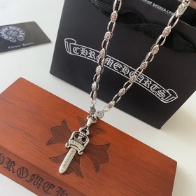 Chrome Hearts Классический ретро-кулон в форме меча. Классическое