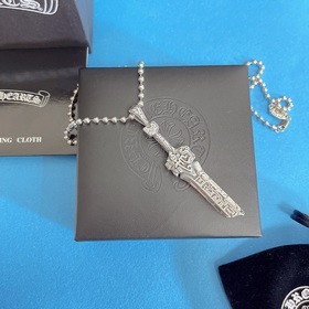 Chrome Hearts ожерелье, популярное среди интернет-пользователей