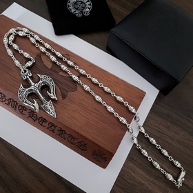 Chrome Hearts Классический ретро-кулон с трезубцем. Классическое