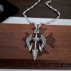 Chrome Hearts Классический ретро-кулон с трезубцем. Классическое 