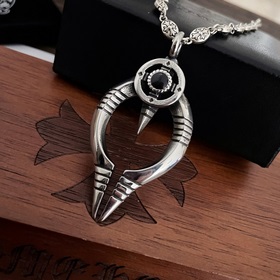 Chrome Hearts Классический ретро-кулон в форме сложенных ладоней 