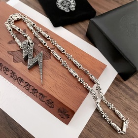 Chrome Hearts Классический ретро-кулон в форме молнии. Классическ